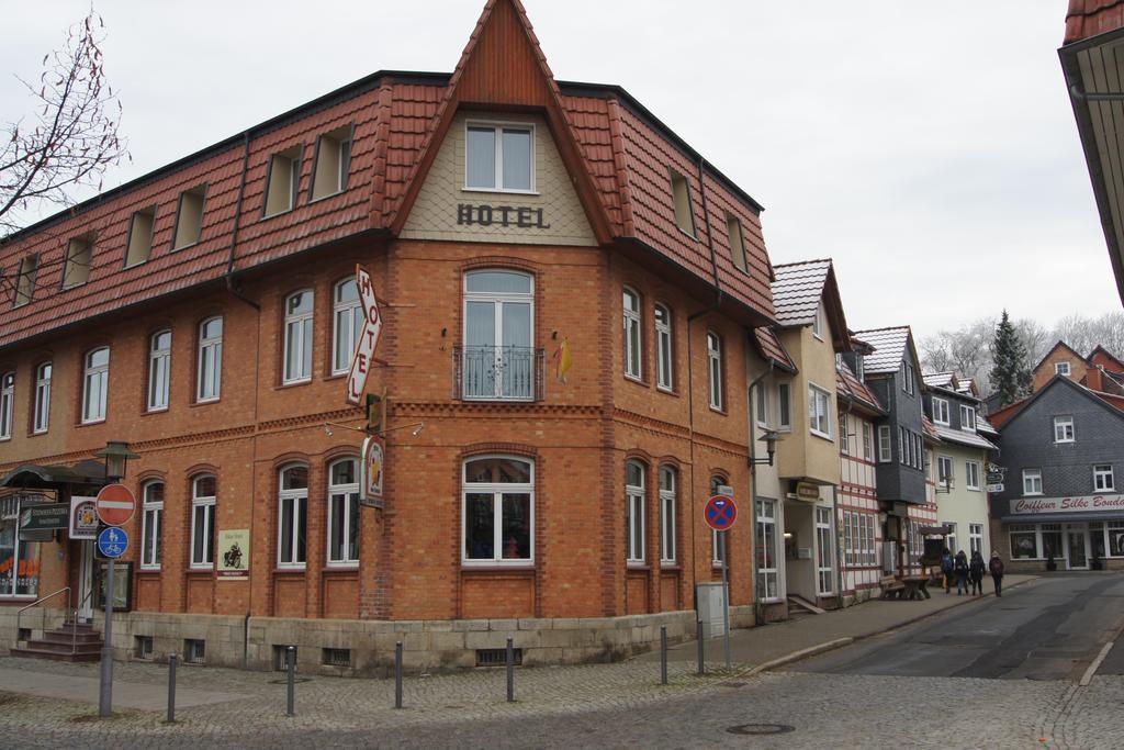 Hotel "Drei Rosen" Ohg Regina & Hans - Peter Fassbinder Leinefelde-Worbis Bagian luar foto
